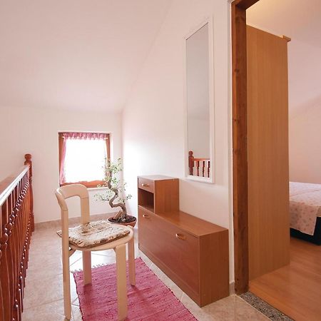 Lovely Apartment In Rovinj With Kitchen エクステリア 写真