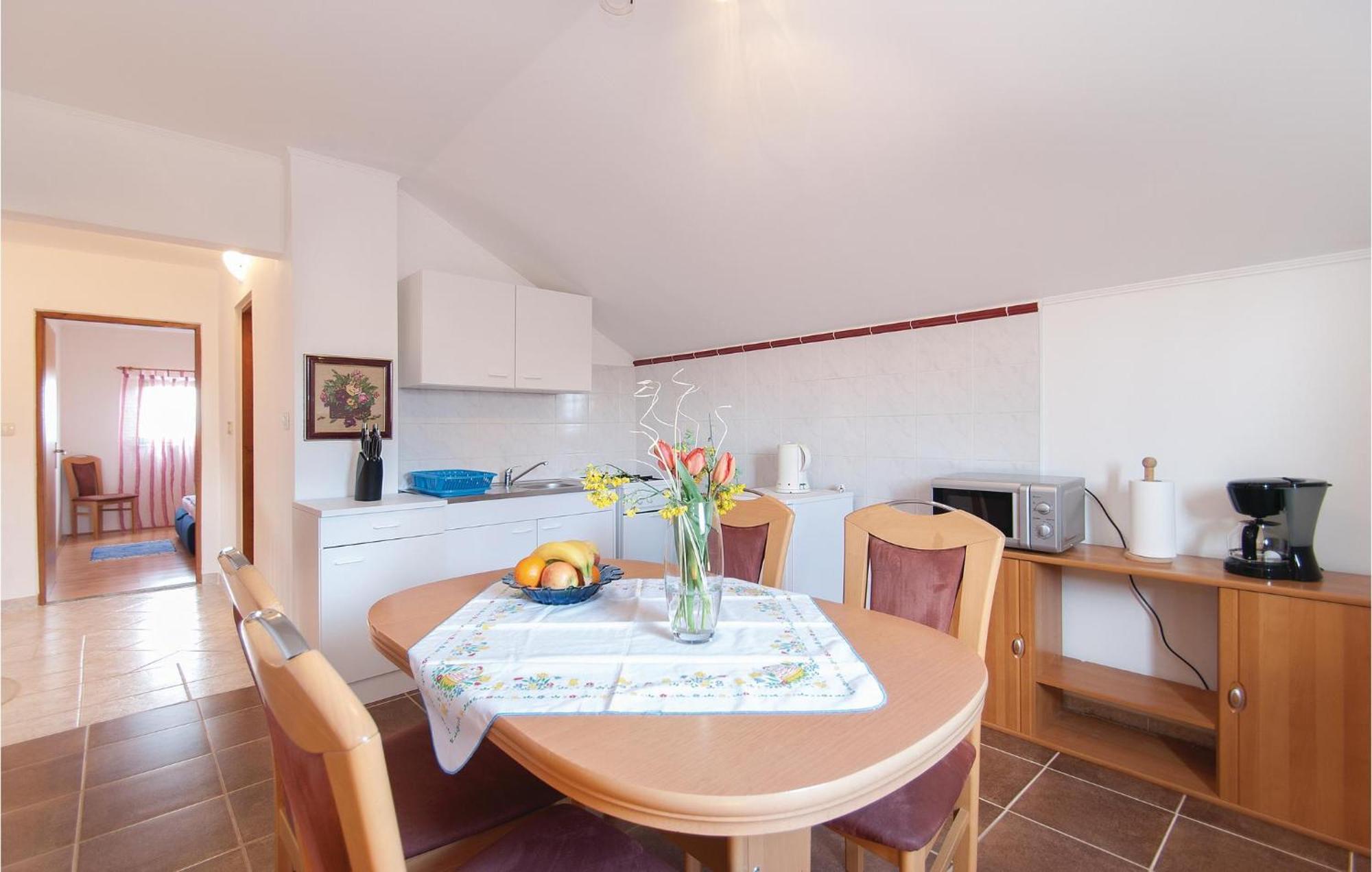 Lovely Apartment In Rovinj With Kitchen エクステリア 写真